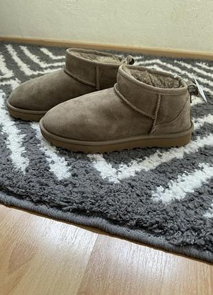 Продам жіночі ugg classic ultra mini beige