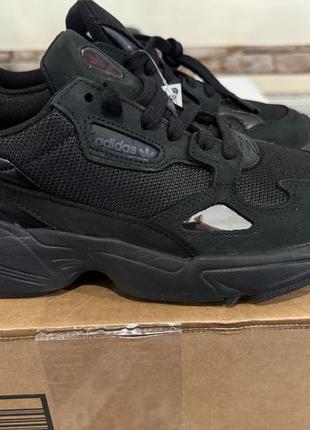 Кроссовки adidas falcon 39-40р
