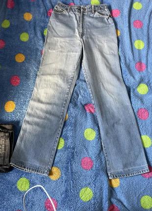 Джинси (дефект на останньому фото)