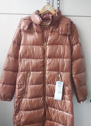 Пальто пухове