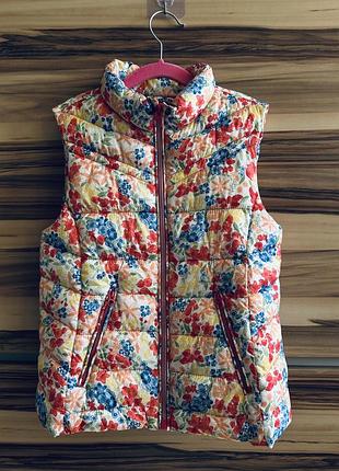 Детская жилетка zara 6-7 лет