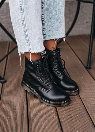 Женские ботинки dr. martens black logo v / smb