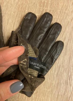 Кожаные перчатки варежки чатки lv