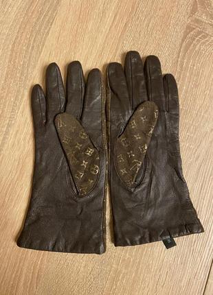 Кожаные перчатки варежки чатки lv