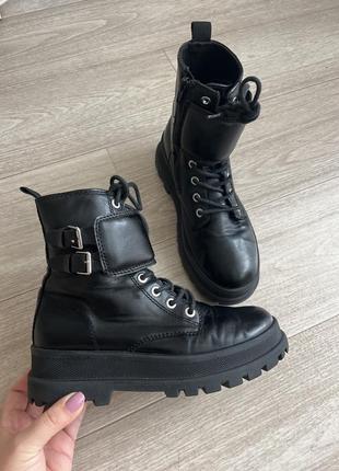 Детские ботинки 35 размер