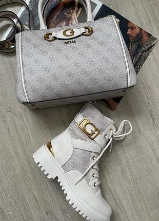 Черевики guess