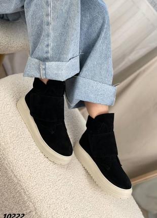 Черевики чорні жіночі