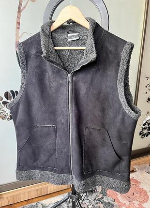 Жилет xl /18 размер,500 грн