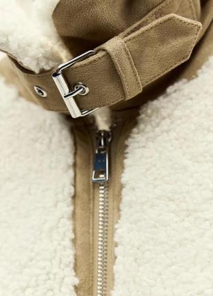 Двухсторонняя куртка с искусственной овчиной