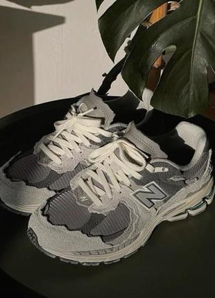 New balance 2002 r 2