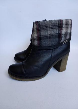 Кожаные сапожки утепленные
