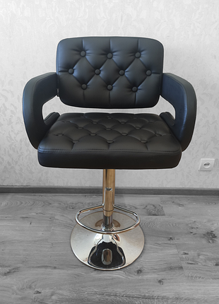 Кресло барное, визажное, на колесах, парикмахерское