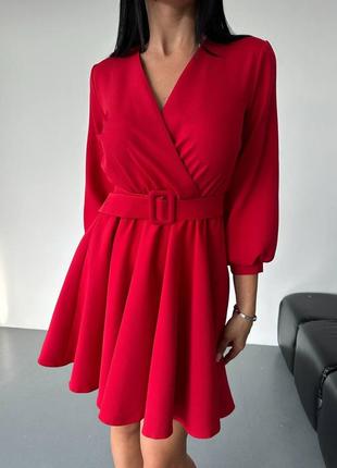 Женское платье короткое с поясом2 фото