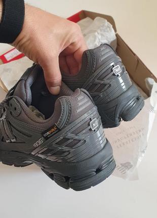 Стильні брендові чоловічі кросівки