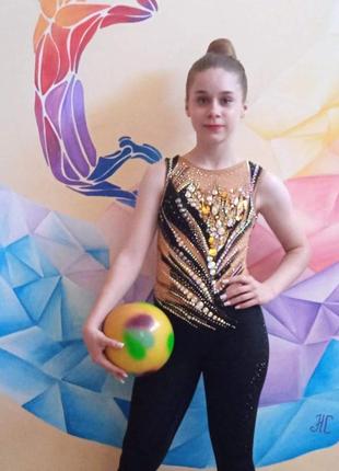 Купальник-комбенизон для художественной гимнастики