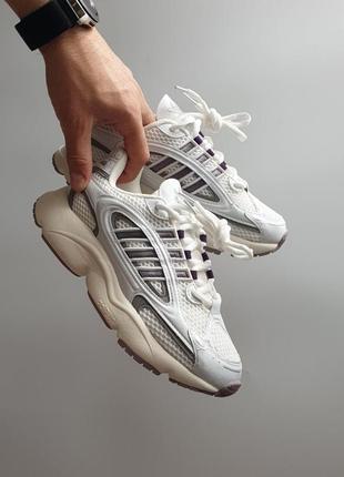 Стильные брендовые кроссовки