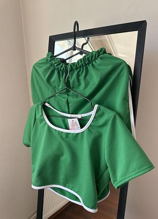 Костюм прогулочный