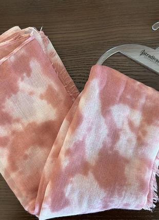 Шарф stradivarius