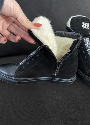 Полностью натуральные ботинки