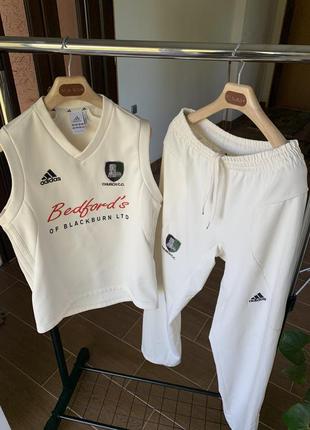 Костюм adidas