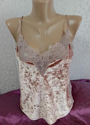 Топ плюшевий з мереживом на бретелях