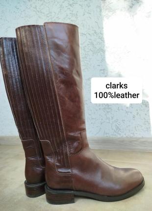 Шикарни кожаные сапоги clarks.