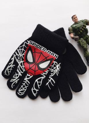Перчатки детские одинарные spider man объемный принт разные цвета