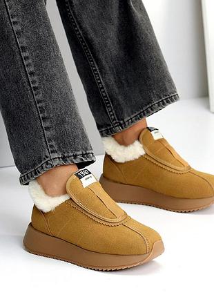 Кроссовки, кеды женские, натуральная замша