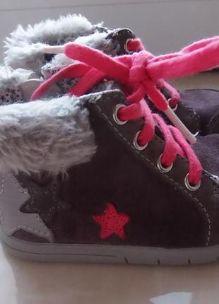 Черевики осінні для дівчинки, розмір 20,5, фірми clarks