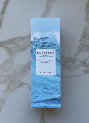 Сонцезахисна крем-сироватка skin1004 madagascar centella hyalu-cica water-fit sun serum spf50+ pa++++ 100 мл