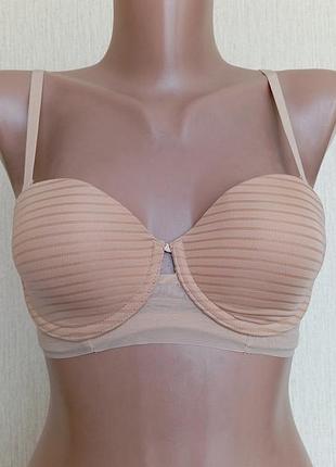 Нежный нюдовый бюстгальтер body define