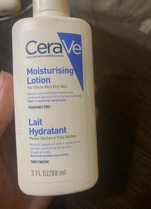 Cerave молочко для сухой кожи лица и тела