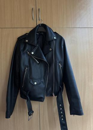 Кожаная куртка-косуха zara, размер s