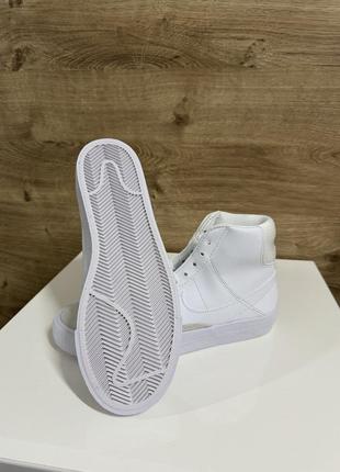 Nike blazer mid '77 se d white