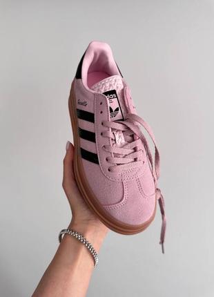 Жіночі кросівки в стилі adidas gazelle bold pink / black premium.5 фото