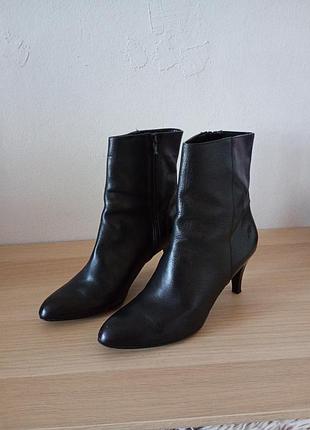 Шкіряні ботільони, 40