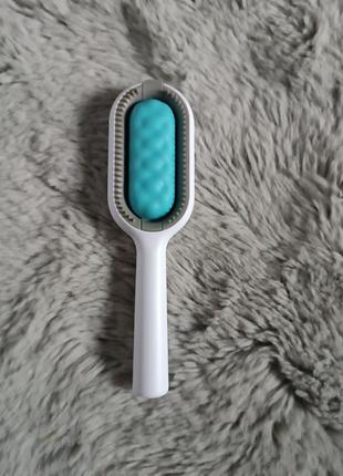 Новий гребінець для догляду за шерстю.