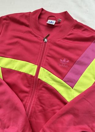 Жіноча оліпійка