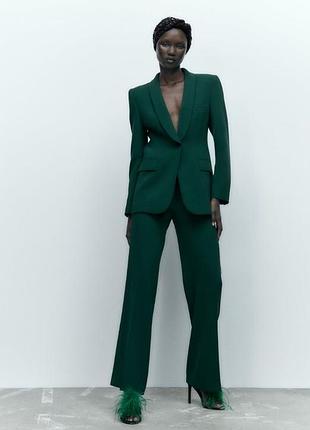 Брючный женский костюм zara