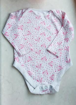 Красивый фирменный бодик на малышку 3-6 мес.состояние нового!