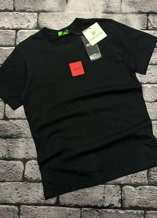 Мужская футболка hugo boss s, m