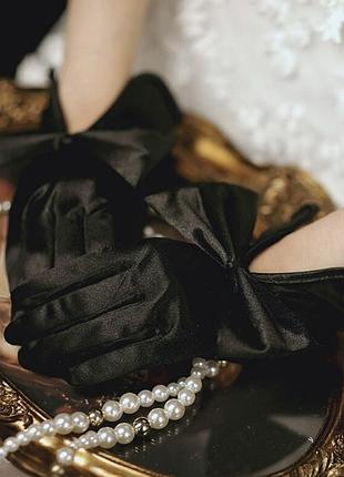 Новинка! перчатки атласные женские, короткие перчатки стрейч-атласные. размер универсальный.