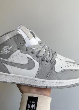 Nike air jordan 1 retro grey mid