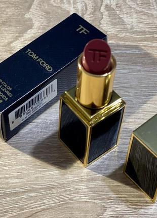 Помада Tom ford