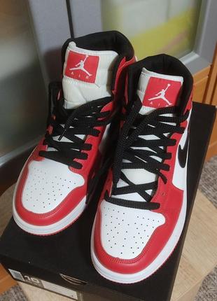 Мужские кроссовки nike air jordan бело-красные баскетбольная кожаная обувь найк аир джердан 44р-27.5см