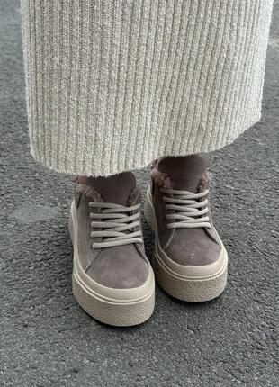 Кеди жіночі замшеві зимові темно-бежеві