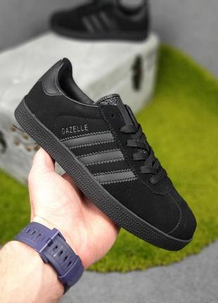 Жіночі літні замшеві кросівки adidas gazelle чорні кеди адідас газель