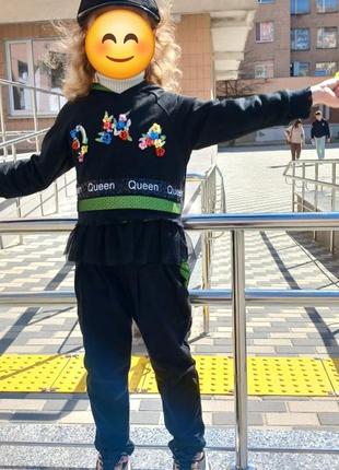 Спортивний костюм на дівчинку 4-5 років