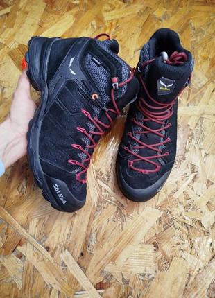 Кожаные замшевые не промокаемые на мембране ботинки salewa waterproof