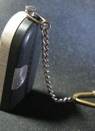 Годинник будильник-променя дорожні кишенькові зір у справному стані!!